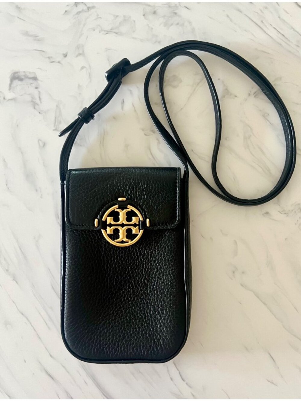 Tory Burch Miller Phone Crossbody Bag Black Pebbled Leather Gold Logo Accent